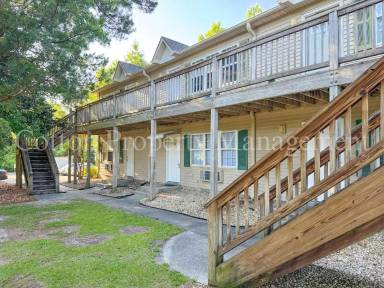 Main picture of 4516 Greentree Rd