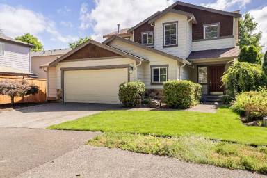 Main picture of 16321 SE 260th St