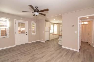 Main picture of 1805 Pentuckett Ave