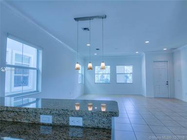 Main picture of 3211 NW 125th Ave