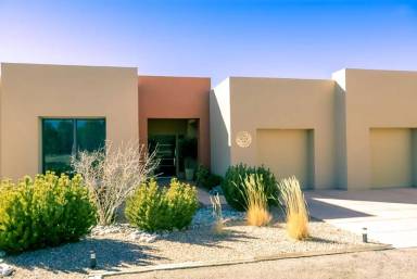 Main picture of 31 Hogan Ct