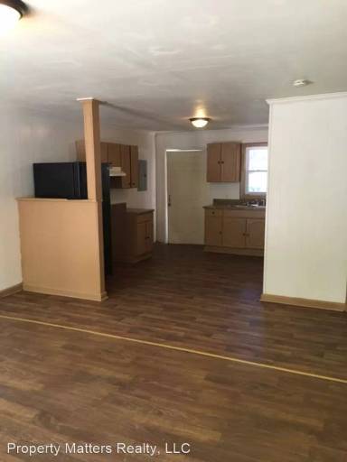 Main picture of 304 S Starr St