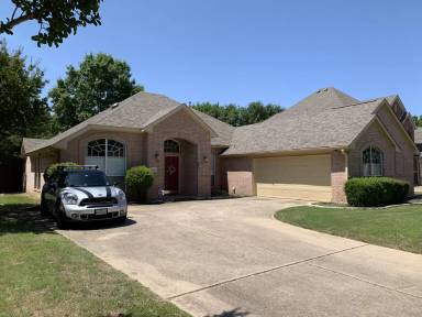 Main picture of 1311 Lighthouse Ln