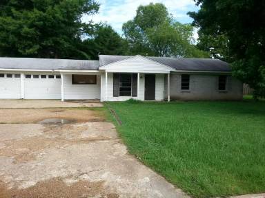 Main picture of 6605 Birchfield Cir