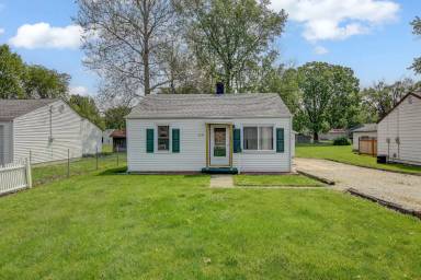 Main picture of 1724 N Summit Ave