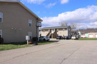 Main picture of 2460 Collis Ave