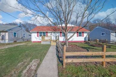 Main picture of 412 Winchester Dr