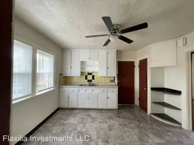Main picture of 3568 E 110th St