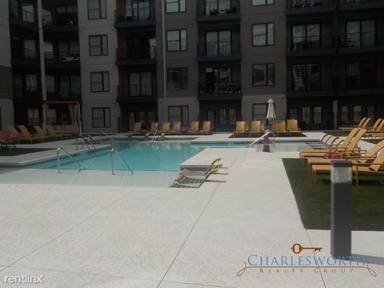 Main picture of 500 Ralph McGill Blvd NE