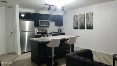 Main picture of Pacific Isle Condominiums