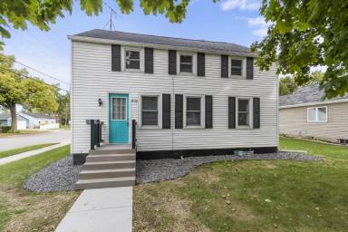 Main picture of 402 E Harding Dr