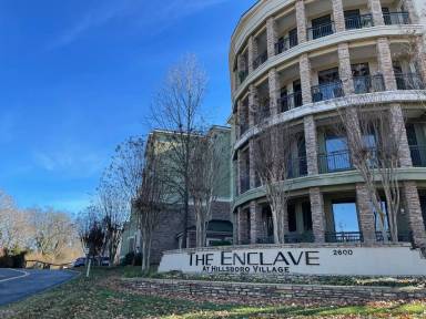 Main picture of Enclave At Hillsboro Village