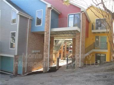 Main picture of 513 S Park Dr