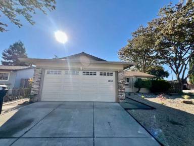 Main picture of 2459 Gulf Dr