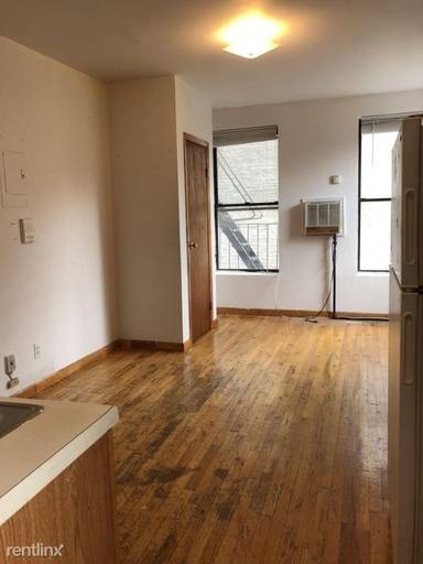 Main picture of 76 E 1st St