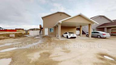 Main picture of 279 Country Club Pkwy
