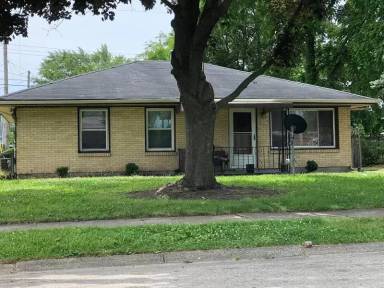 Main picture of 603 Portage Path