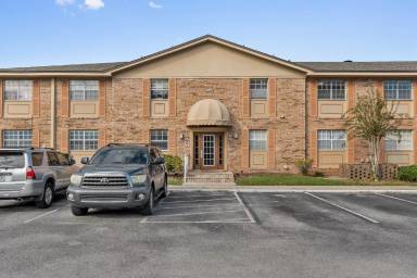 Main picture of 2324 Coawood Ct