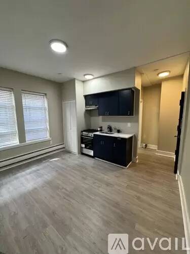 Main picture of 692 Bergen Ave
