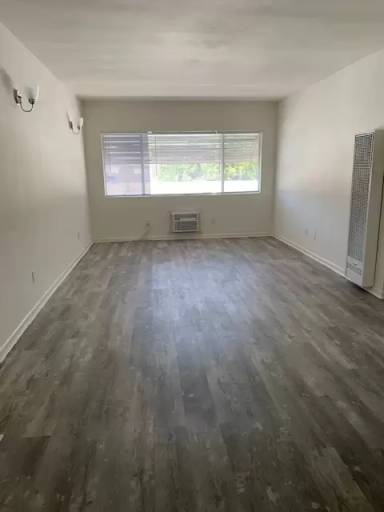 Main picture of 5511 Corteen Pl