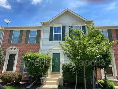 Main picture of 8221 Water Lily Way