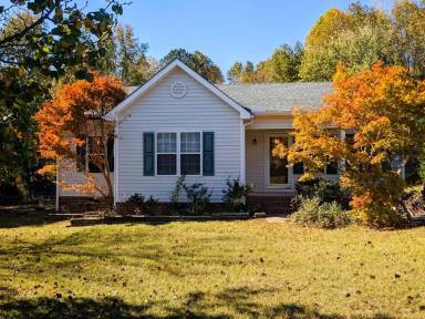 Main picture of 5704 Stone Crystal Dr