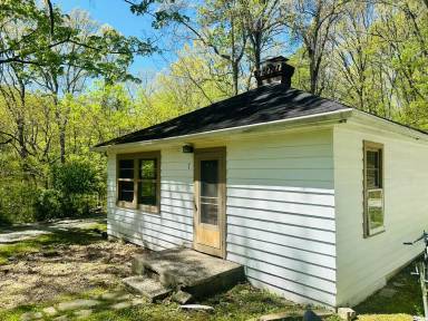 Main picture of 5168 E State Road 46