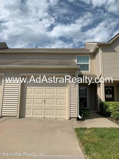 Main picture of 5518 N Fairmount Ave