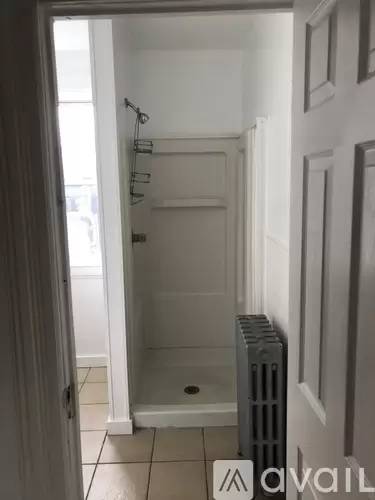 Main picture of 130 Clifton St