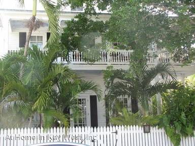 Main picture of 419 William St