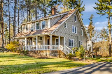Main picture of 34 Maple Ave