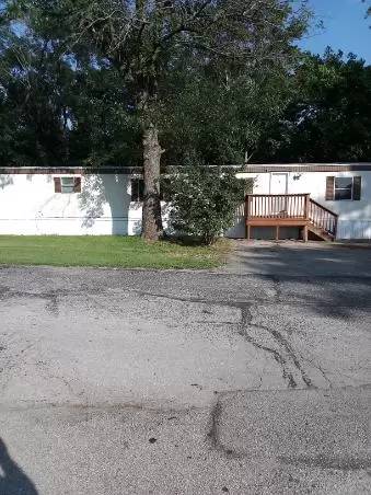 Main picture of 423 Golden Acres Dr