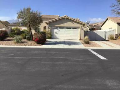 Main picture of 64194 Eagle Mountain Ave
