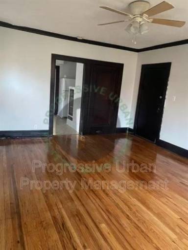 Main picture of 1442 West 101st Street - 4