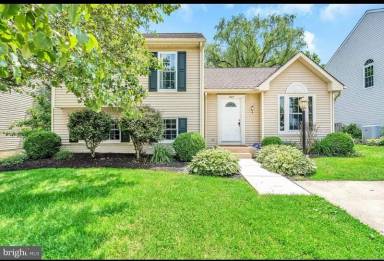 Main picture of 207 Kinross Dr