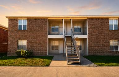 Main picture of 3405 Hereford Ln