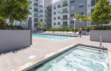 Main picture of Brickell West