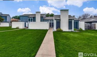 Main picture of 210 Trellis Pl