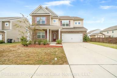 Main picture of 7914 Kelburn Ln