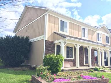Main picture of 58 1st Ave
