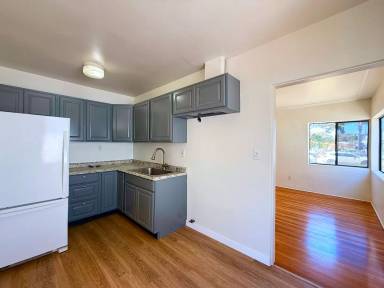 Main picture of 4829 Saratoga Ave