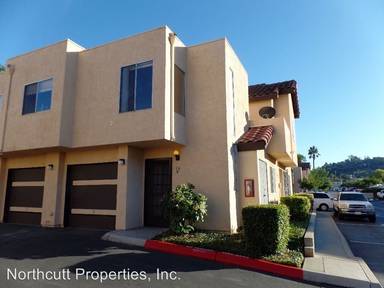 Main picture of 1380 E Washington Ave