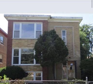 Main picture of 7918 S Wood St