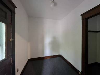 Main picture of 364 French St