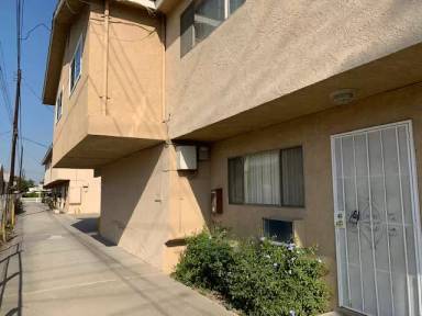 Main picture of 9719 Cedar St