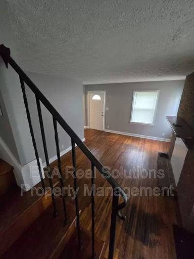 Main picture of 646 Elizabeth Ave