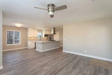 Main picture of 519 N Tremont St