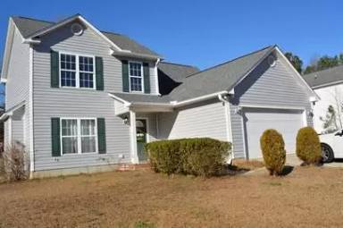 Main picture of 2024 Fairview Ln