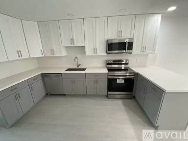 Main picture of 232 NE 9th Ave
