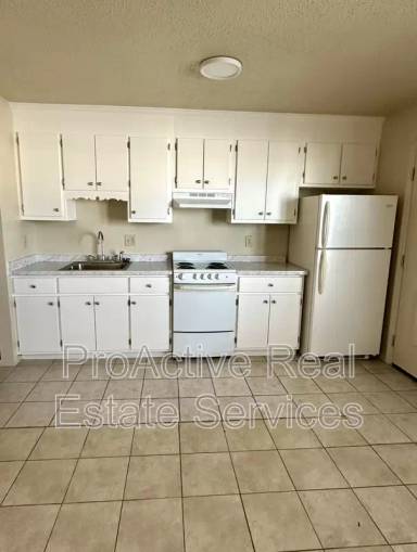 Main picture of 951 Bellmore Ave